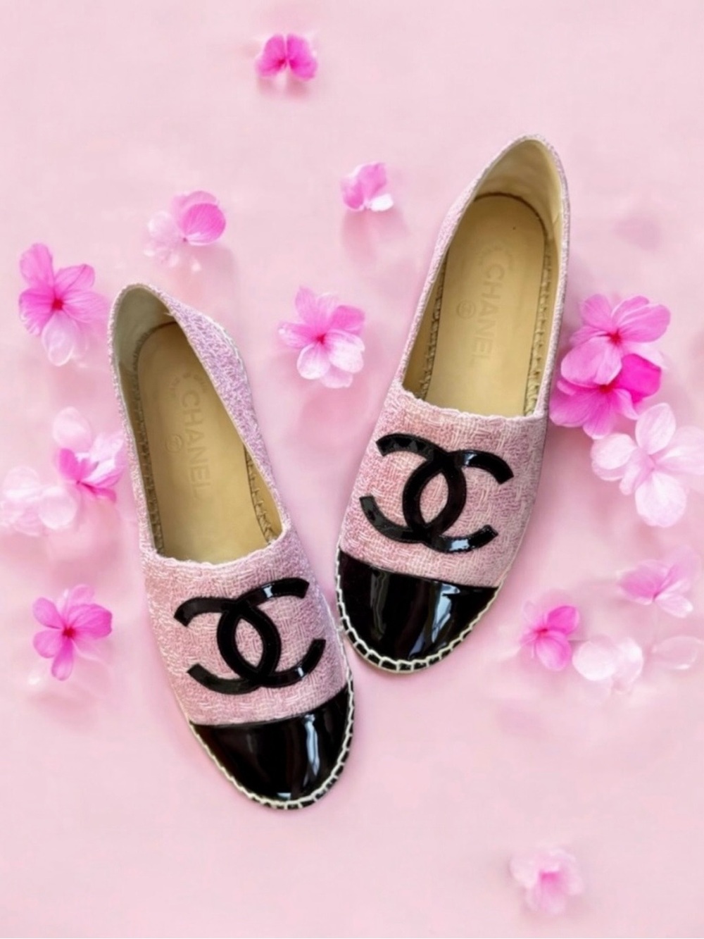 🆕💗CHANEL "CC" Logo Cap-Toe Espadrilles • PINK Tweed BLACK Patent Calfskin • 38EU